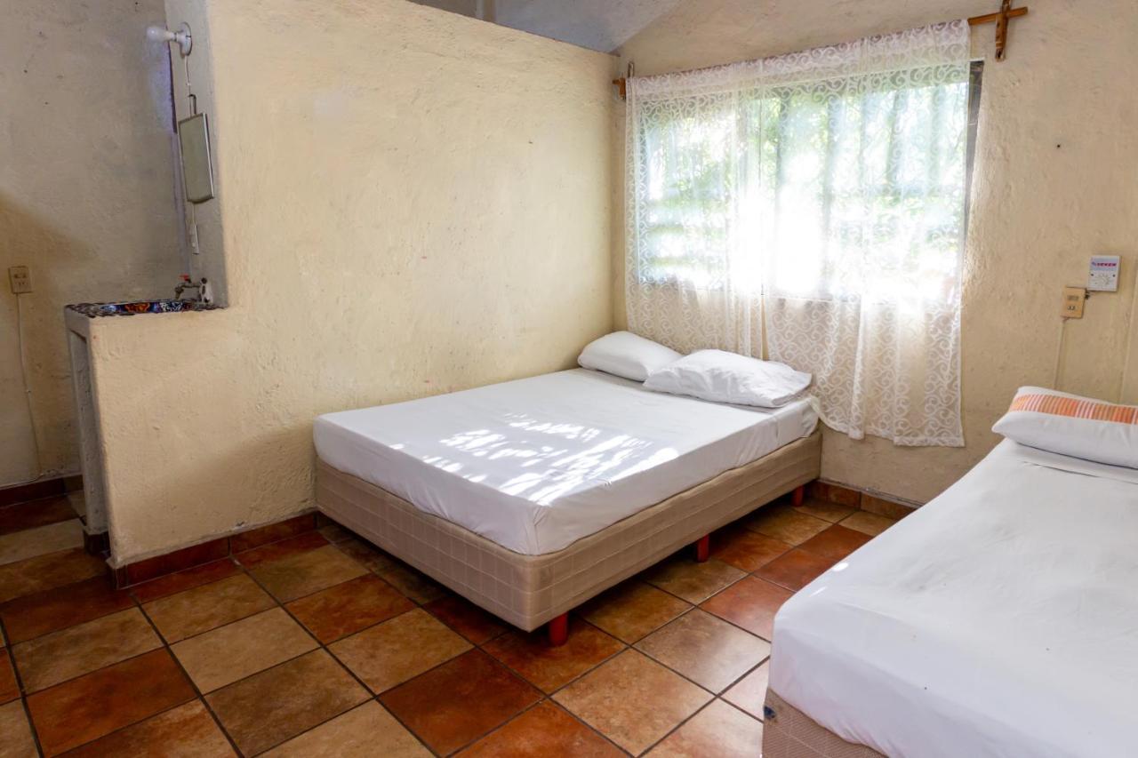 Casa Mexica Bungalows Zihuatanejo Eksteriør billede