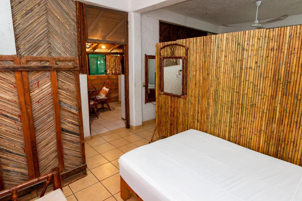 Casa Mexica Bungalows Zihuatanejo Eksteriør billede