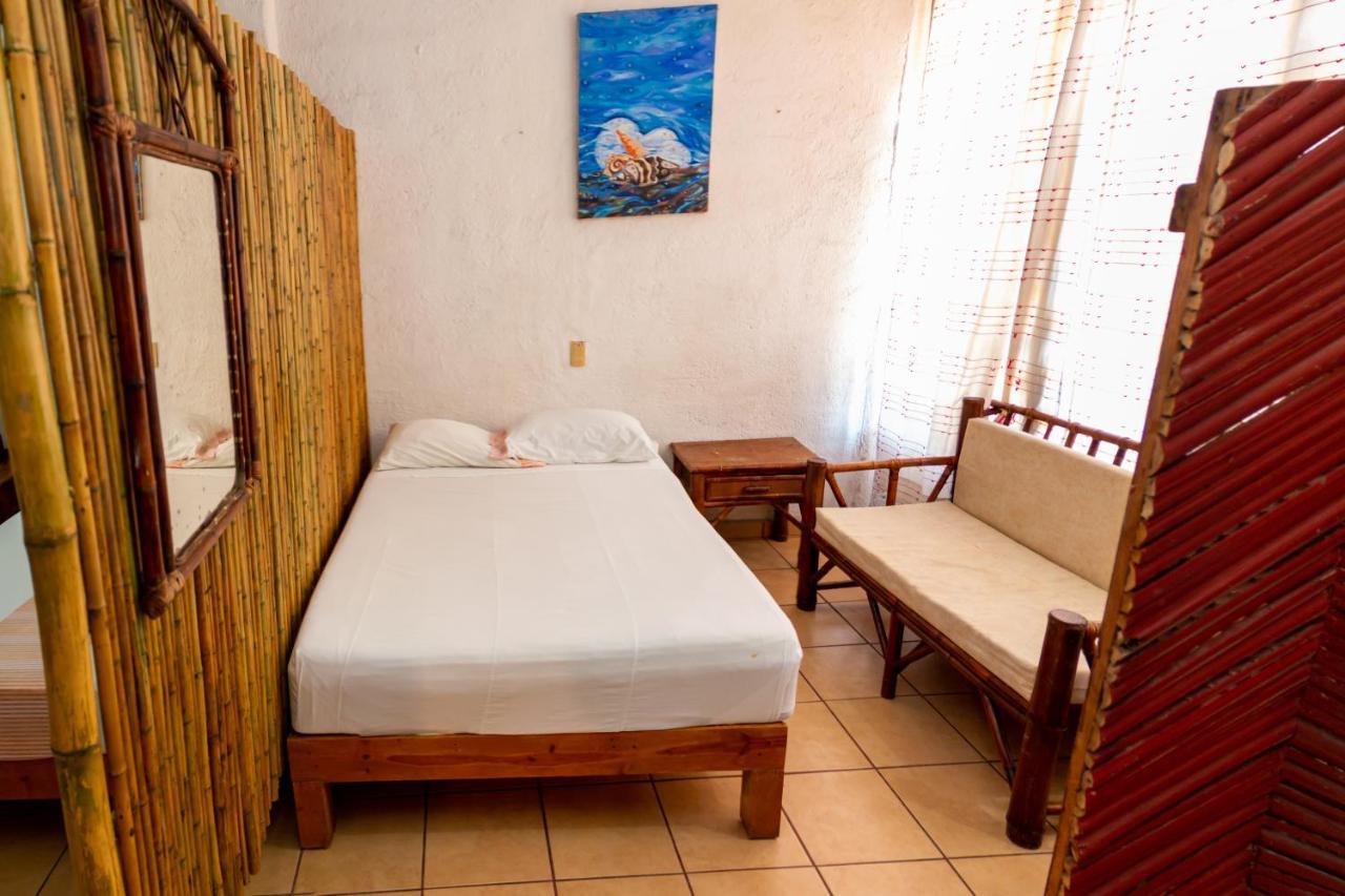 Casa Mexica Bungalows Zihuatanejo Eksteriør billede