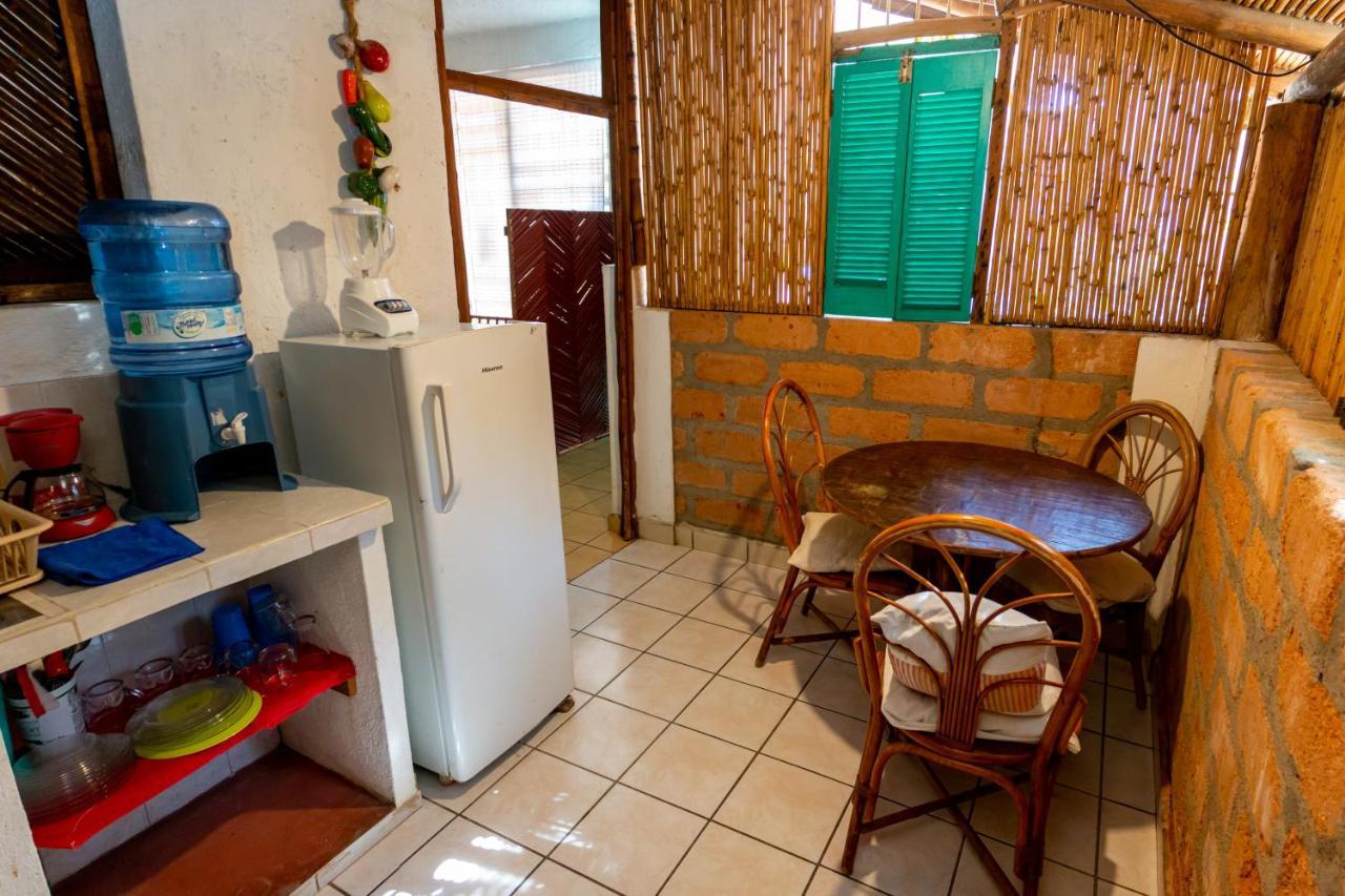 Casa Mexica Bungalows Zihuatanejo Eksteriør billede