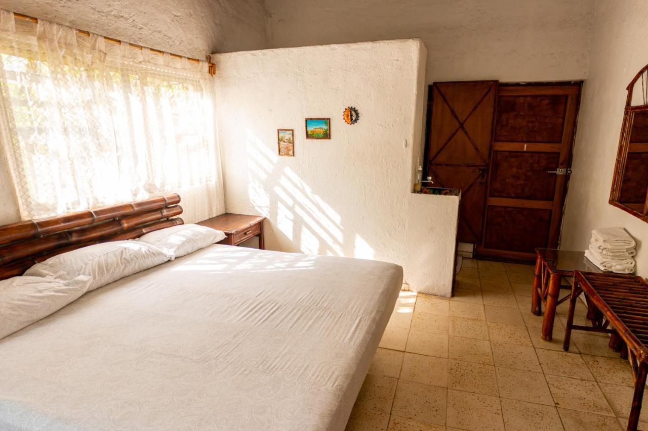 Casa Mexica Bungalows Zihuatanejo Eksteriør billede