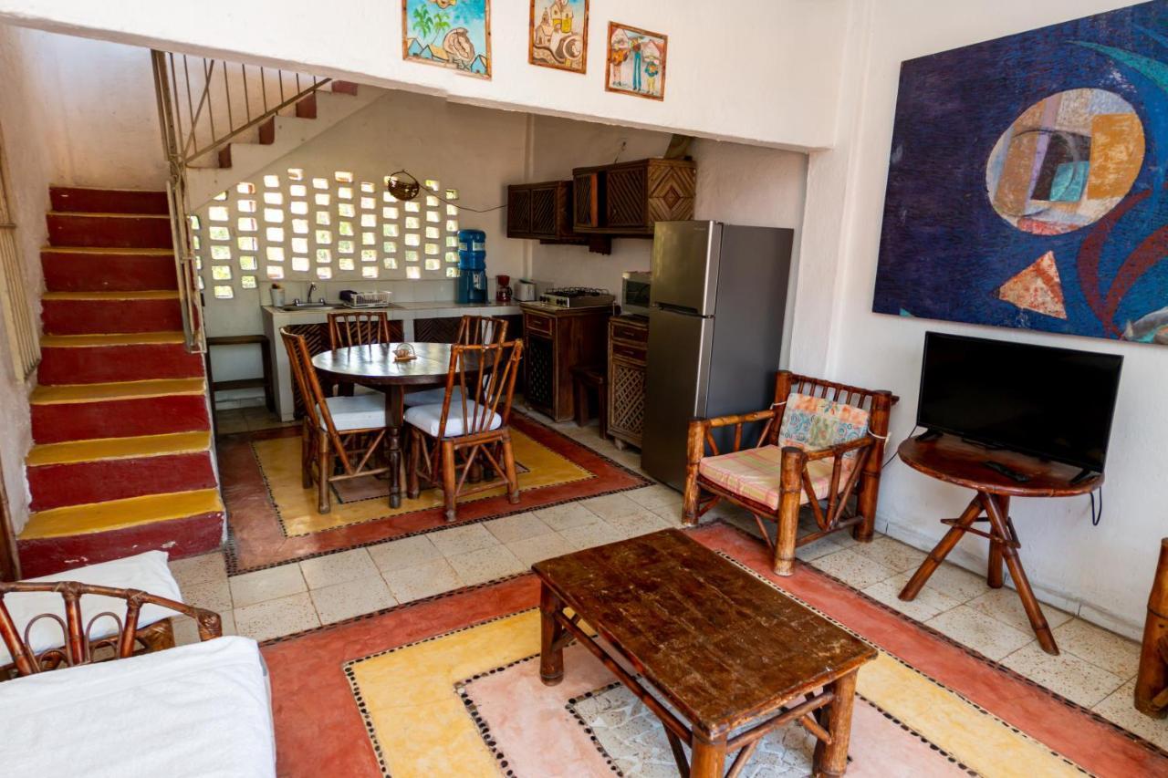 Casa Mexica Bungalows Zihuatanejo Eksteriør billede